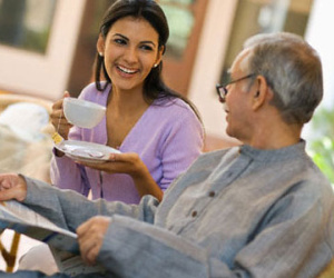 Con dâu “chết khiếp" với cảnh bố mẹ chồng nói tục