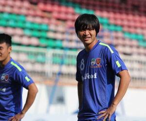 Hé lộ bản hợp đồng giữa Tuấn Anh và CLB Yokohama