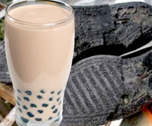 Thức ăn làm từ nhựa, lốp xe, đế giày khiến người tiêu dùng kinh hãi
