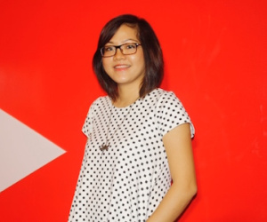 Cô gái Việt gây sốt YouTube vì dạy nấu ăn bằng tiếng Anh