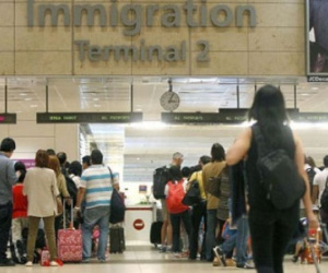 Singapore giải thích việc du khách Việt phải trả phí hộ tống về nước