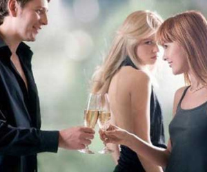 Chiêu “gắp lửa bỏ tay người” của vợ khiến chồng và bồ sợ xanh mặt