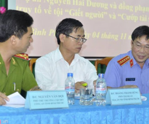 Clip: Họp báo vụ thảm sát ở Bình Phước