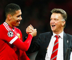 Van Gaal: "Bàn thắng của Rooney thật ngoạn mục. Tôi rút Martial ra là đúng"