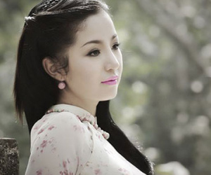 Diễn viên hài Thúy Nga bị lừa tiền từ thiện