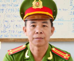 Tuyên dương trung tá công an không nhận hối lộ 50 triệu đồng