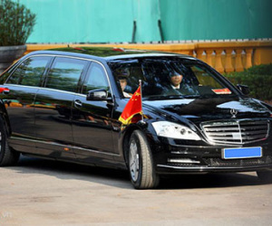 Cận cảnh xe Mercedes đón ông Tập Cận Bình tại Việt Nam