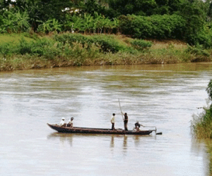 Đôi nam nữ nhảy cầu mất tích, để lại thư tuyệt mệnh