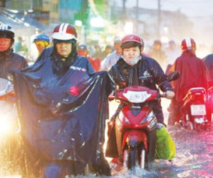 Chống ngập TPHCM: Trống đánh xuôi, kèn thổi ngược