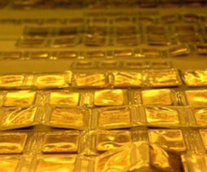 Giá vàng thấp nhất trong gần 3 tháng qua