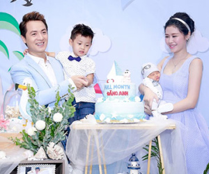 Vợ chồng Đăng Khôi tổ chức tiệc đầy tháng cho con trai