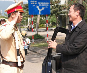 "CSGT Đà Nẵng không bao giờ nhận phong bì"