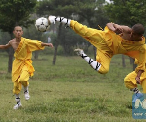 Trung Quốc lập đội bóng đá Thiếu Lâm