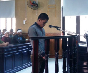 Đâm chết bạn chỉ vì…gây ồn ào trong phòng