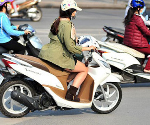 Hà Nội: Chị em "trên đông dưới hè" ngày gió lạnh về