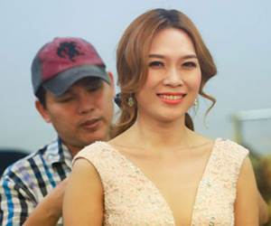Mỹ Tâm bình thản đi diễn cùng học trò
