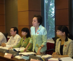 Nâng tuổi trẻ em lên 18: Nguy cơ viện nhi phải lập khoa sản