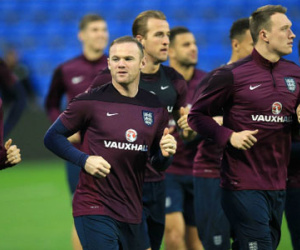 Rooney bị loại khỏi đội hình xuất phát tuyển Anh