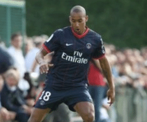 Cựu sao Paris Saint Germain tìm tới V-League xin việc