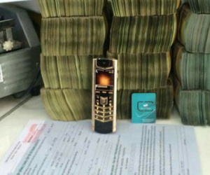 Rao bán "siêu sim" giá gần 10 tỷ đồng