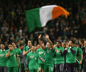 Ireland giành vé dự Euro 2016 nhờ bàn thắng tranh cãi