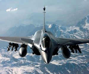 Pháp tiếp tục không kích trả đũa IS ở Syria
