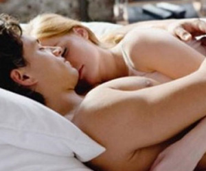 Chồng mắc chứng vô sinh, tôi có nên chung tình?