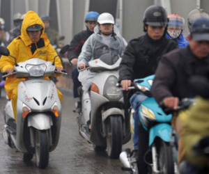 Đêm nay Bắc Bộ có mưa rào, trời chuyển lạnh