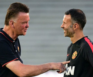 Van Gaal: "Tôi ngồi không nhưng lại kiếm nhiều tiền"