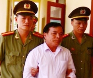 Biến người khỏe thành tâm thần để hưởng chế độ
