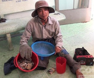 Thanh niên trẻ giả tật nguyền xin ăn, mỗi tháng kiếm hơn 10 triệu