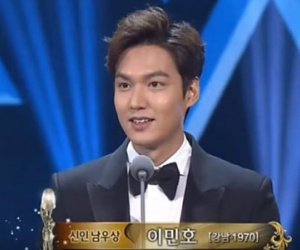 Lee Min Ho vinh dự đoạt giải nam diễn viên mới xuất sắc tại "Oscar Hàn"