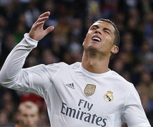 Barca cho Real phơi áo ngay tại Bernabeu