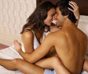 Chồng nổi khùng vì đêm tân hôn vợ "yêu" quá bạo