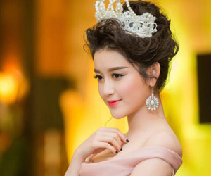 Huyền My nói gì về cát sê dự sự kiện cao ngất ngưởng?