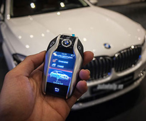 Khám phá chìa khoá BMW 7-Series 2016 tại Việt Nam