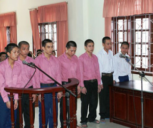 Thuê xe xuống Bình Định đánh dã man người thua độ