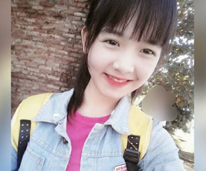 Cô bé lớp 9 xinh như búp bê đang khiến dân mạng nghiêng ngả