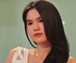 Ngọc Trinh tuyên bố: "Họ hàng có chết, cần tiền cũng không giúp"