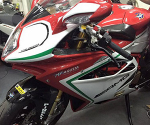 Xe đua đường phố MV Agusta F4 RC vừa về Việt Nam