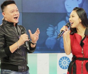 MC Quang Minh sợ khán giả sặc cơm vì nghe mình hát