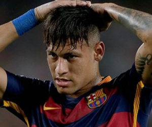 Neymar từ chối hợp đồng tỷ euro với Barcelona