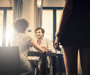 Ngoại tình không có tội, tội là để người khác biết