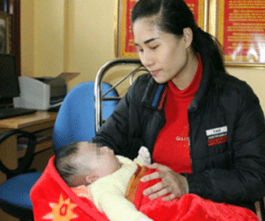 Nữ sinh bắt cóc bé gái 2 tháng tuổi