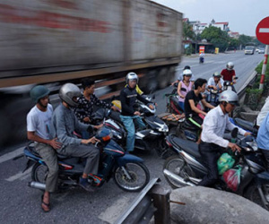 Lạnh gáy cảnh sang đường như phim chưởng