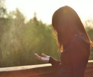 Vì sao mùa đông nhiều người hay ốm vặt, chán sex?