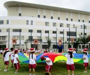 Việt Nam tốn 3 tỷ USD mỗi năm cho du học