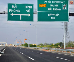 Cận cảnh cao tốc 6 làn Hà Nội - Hải Phòng trước ngày thông xe toàn tuyến