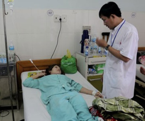 Ngộ độc khí CO, 17 công nhân nhập viện trong đêm