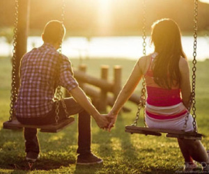Thiếu gia Hà Nội bị mẹ thuê thám tử theo dõi vì yêu gái "quê"